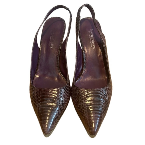 Town Shoes Shoes - Townshoes genuine snakeskin pointed slingback kitten heels size 9 Good condition